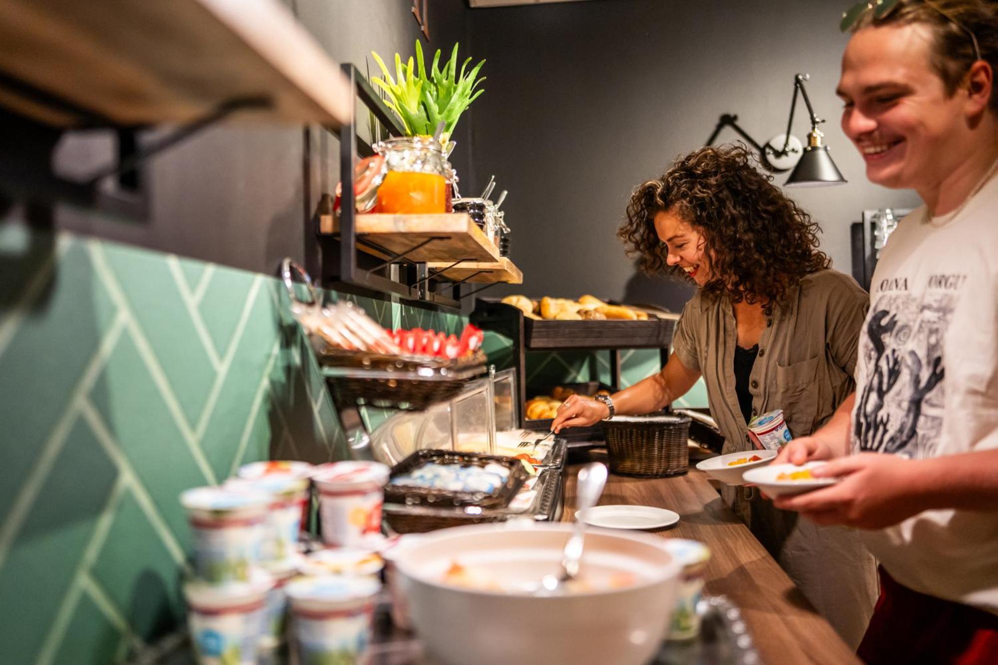 Bud Gett Hostels Groningen Exterior foto