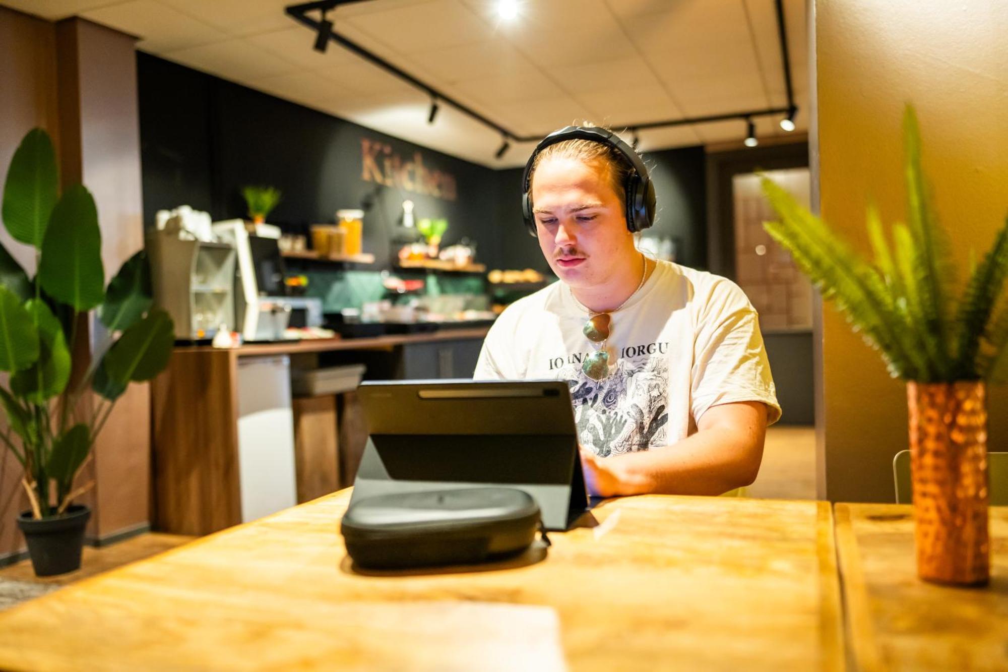 Bud Gett Hostels Groningen Exterior foto