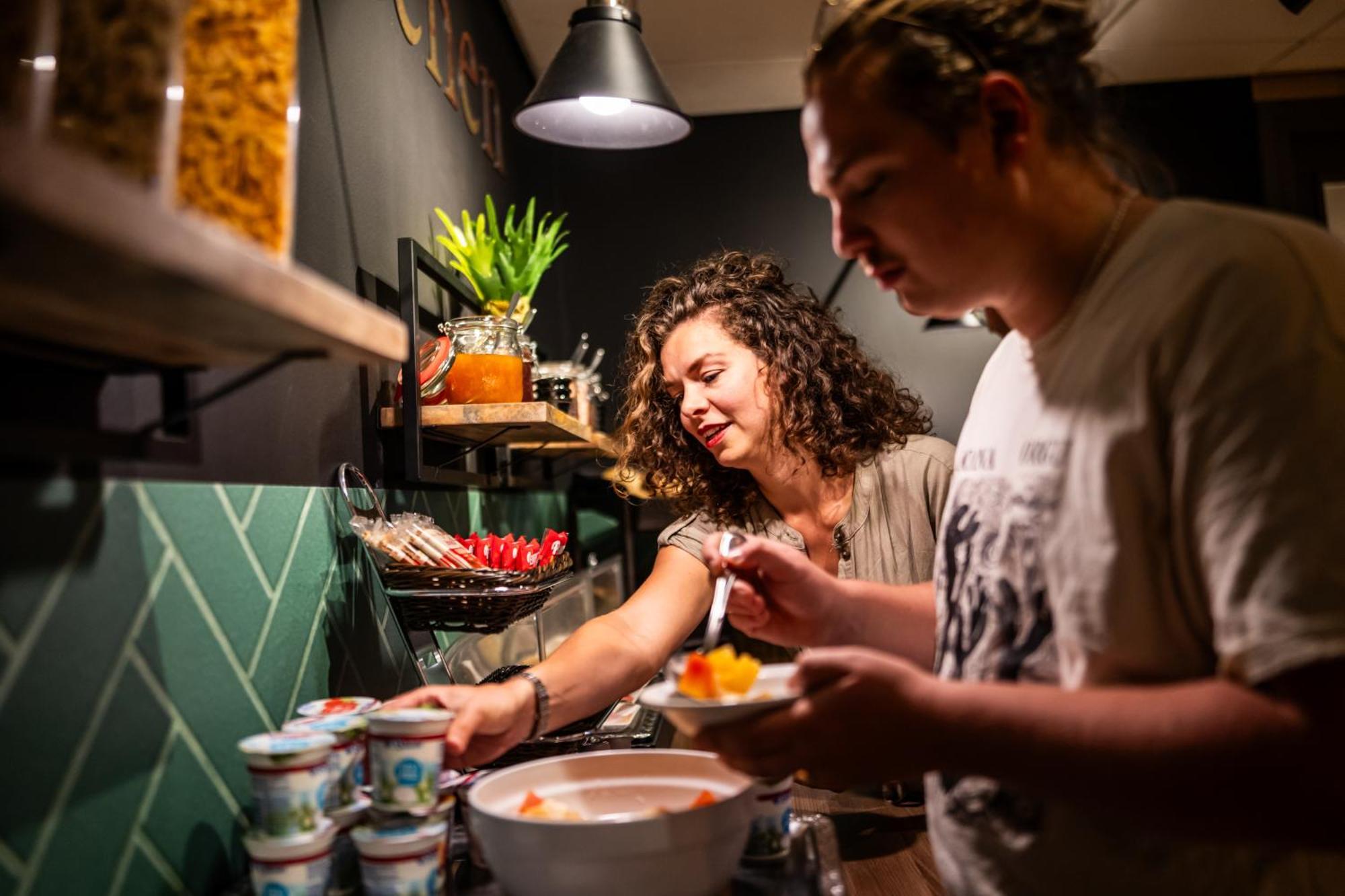 Bud Gett Hostels Groningen Exterior foto